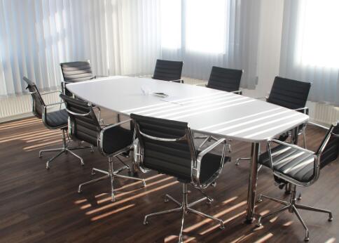 三方呼唤更全面细致的法律法规